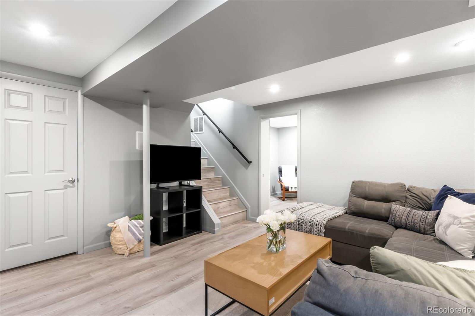 MLS Image #23 for 1448 s oneida street,denver, Colorado