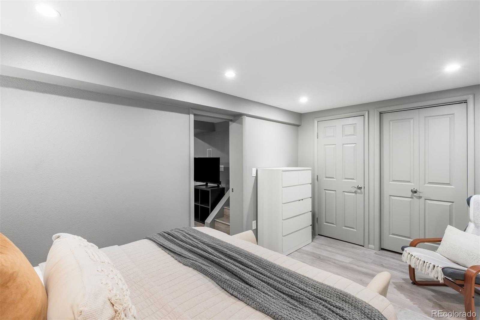 MLS Image #26 for 1448 s oneida street,denver, Colorado
