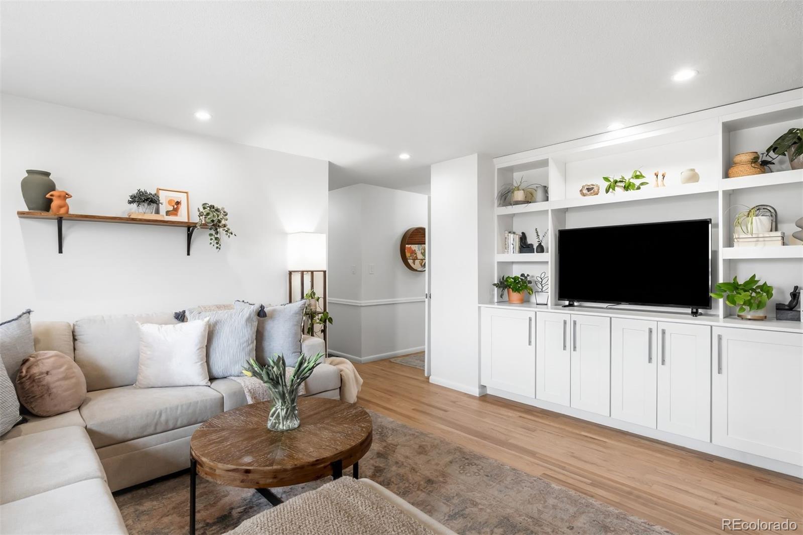 MLS Image #4 for 1448 s oneida street,denver, Colorado