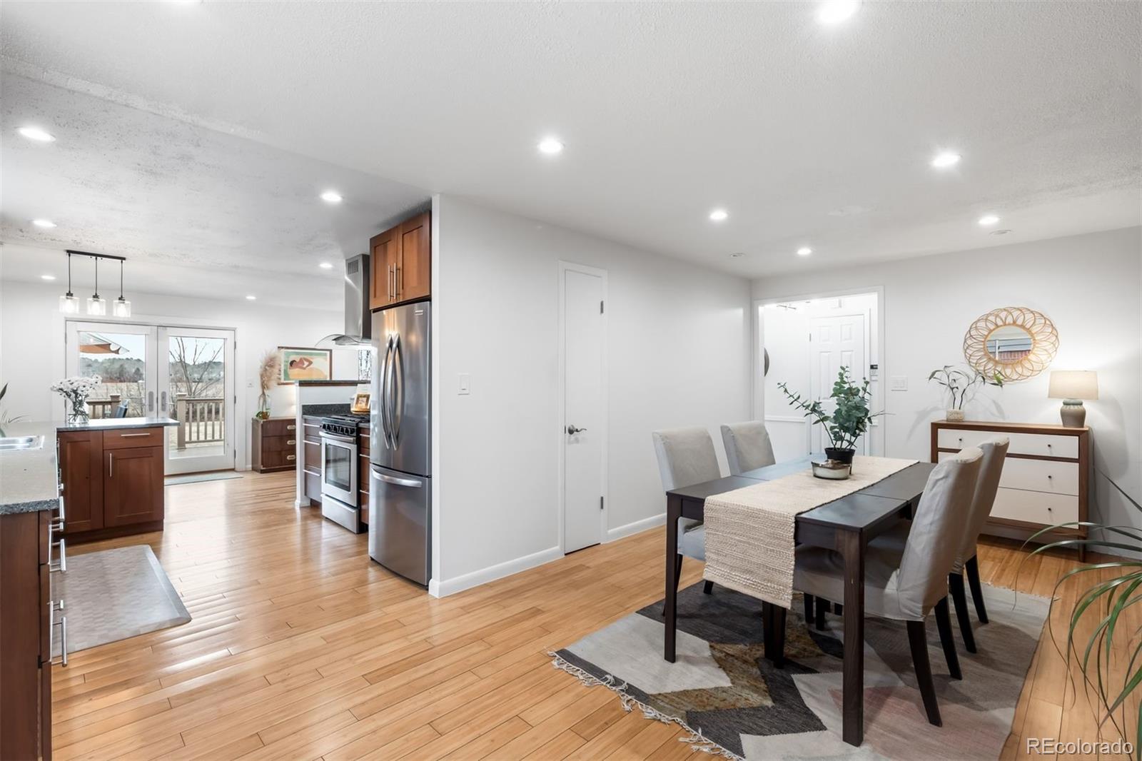 MLS Image #9 for 1448 s oneida street,denver, Colorado