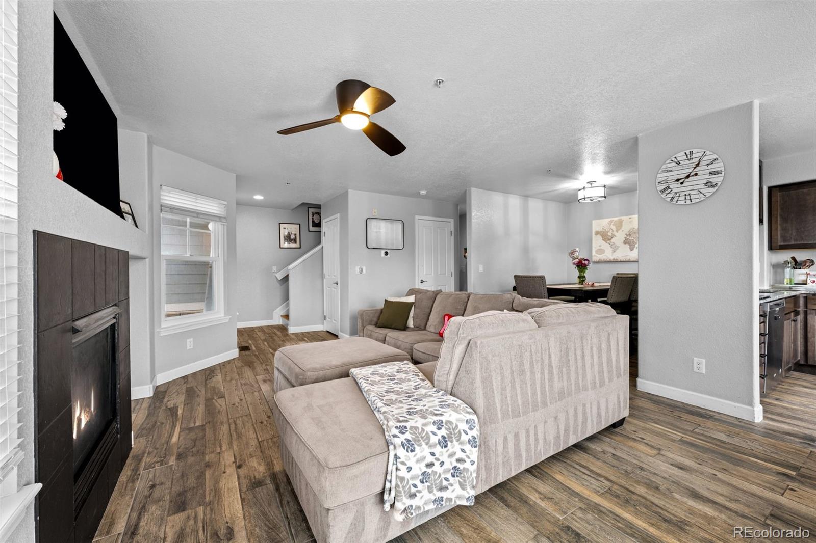 MLS Image #6 for 23500 e alamo place,aurora, Colorado