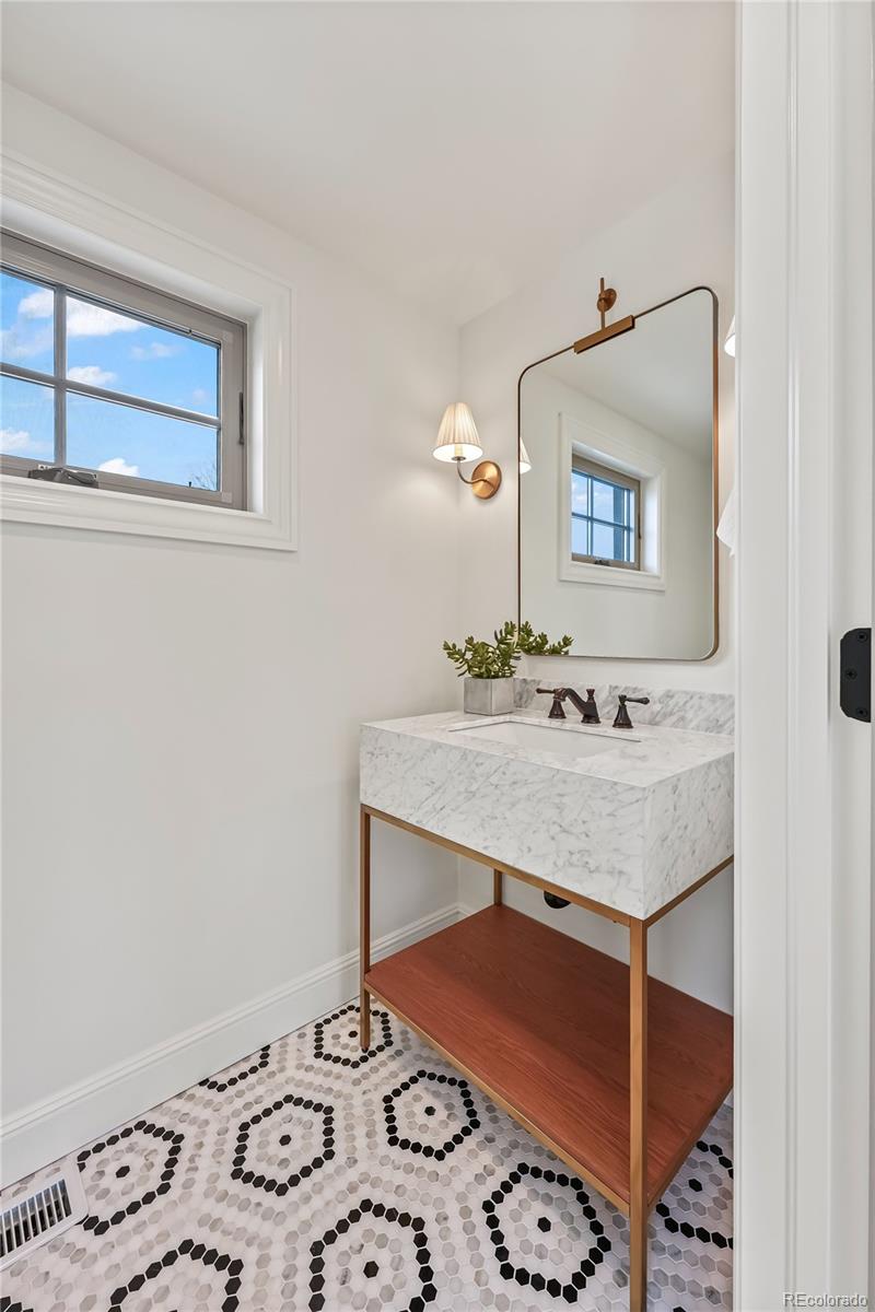 MLS Image #33 for 1135 s downing street,denver, Colorado