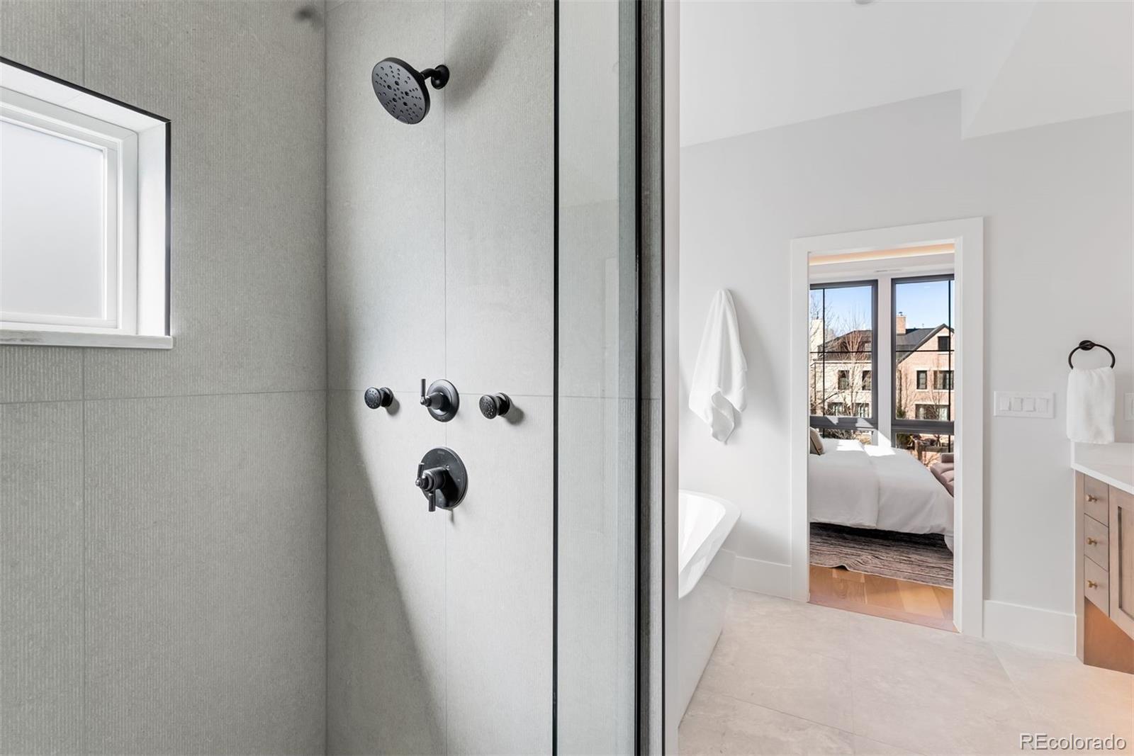 MLS Image #18 for 334  jackson street,denver, Colorado