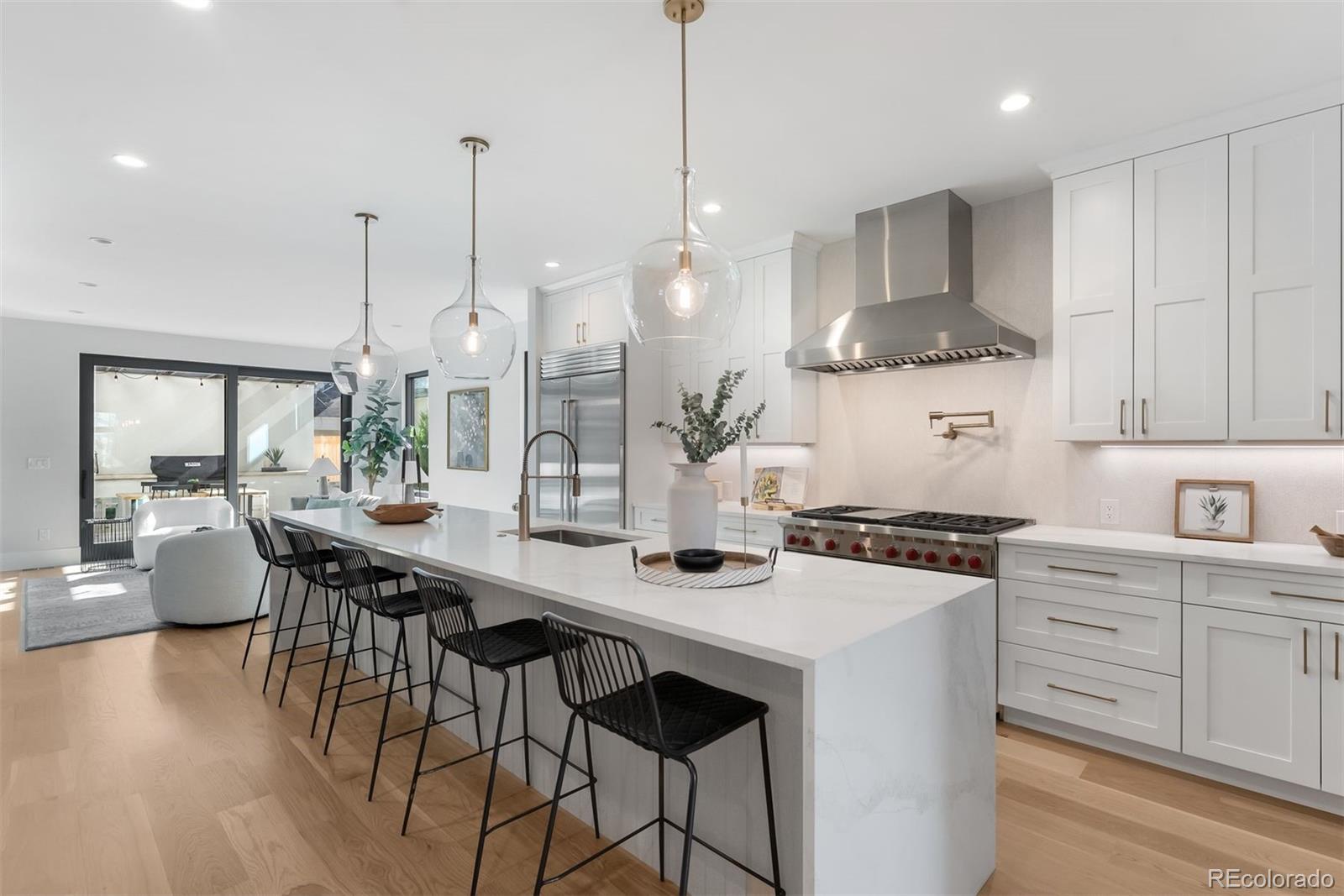 MLS Image #2 for 334  jackson street,denver, Colorado