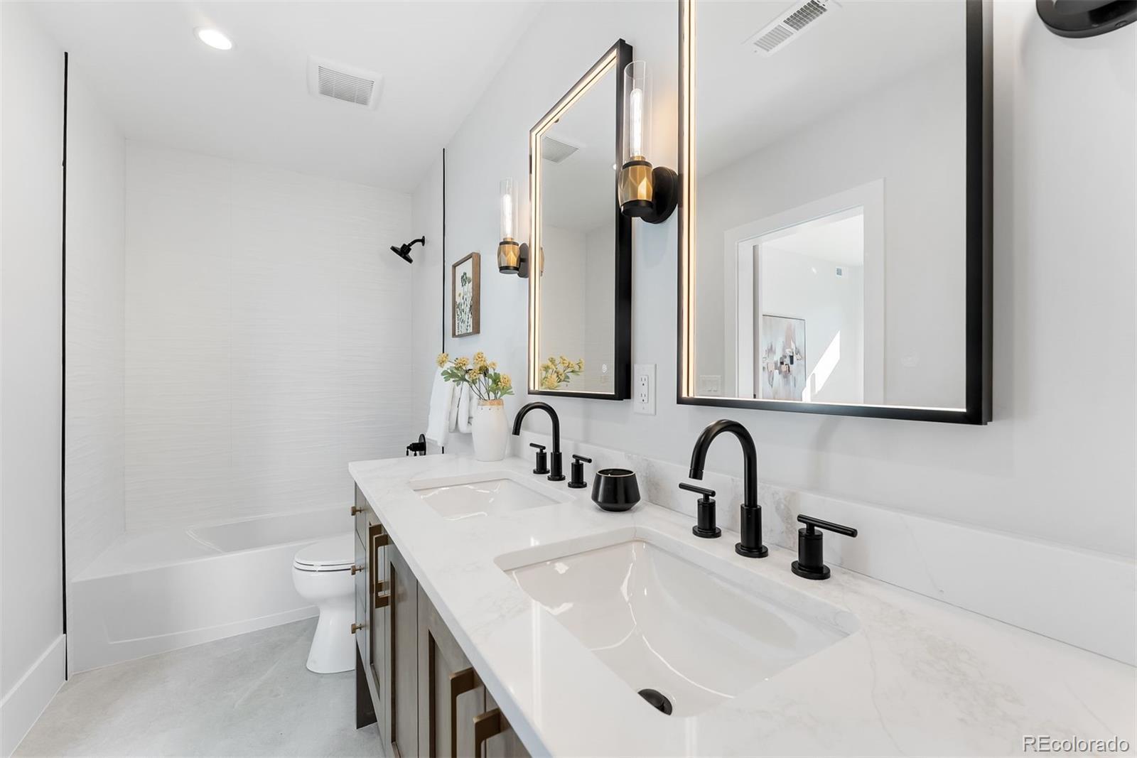MLS Image #20 for 334  jackson street,denver, Colorado