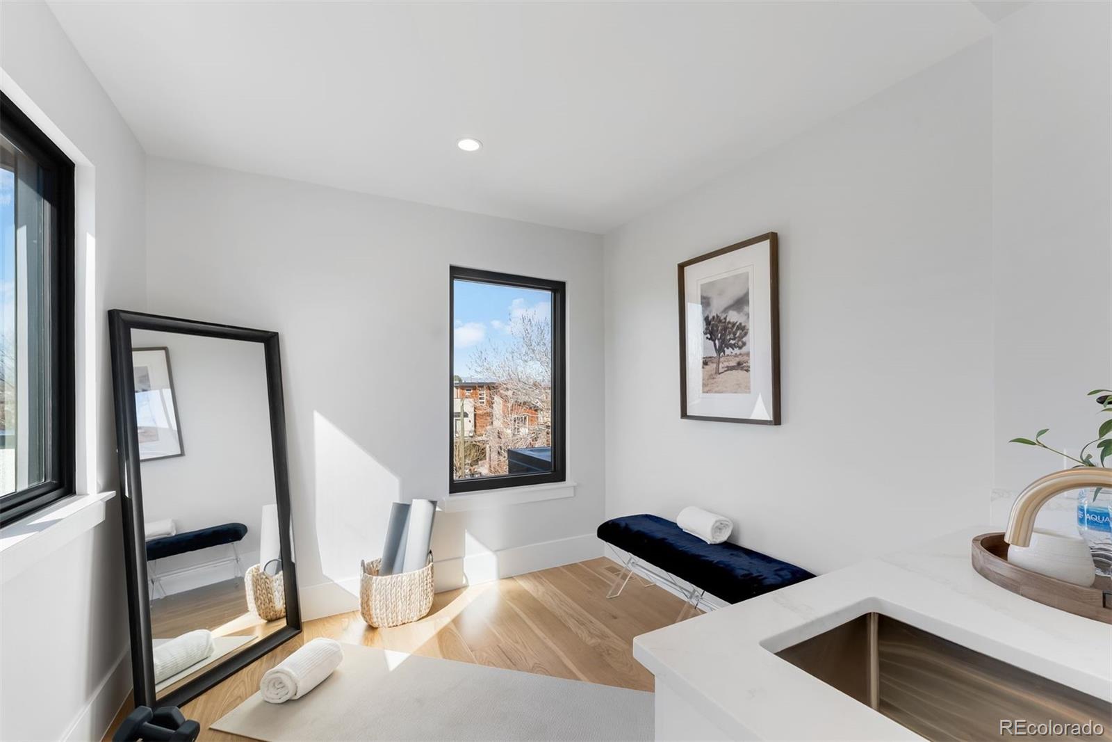 MLS Image #22 for 334  jackson street,denver, Colorado