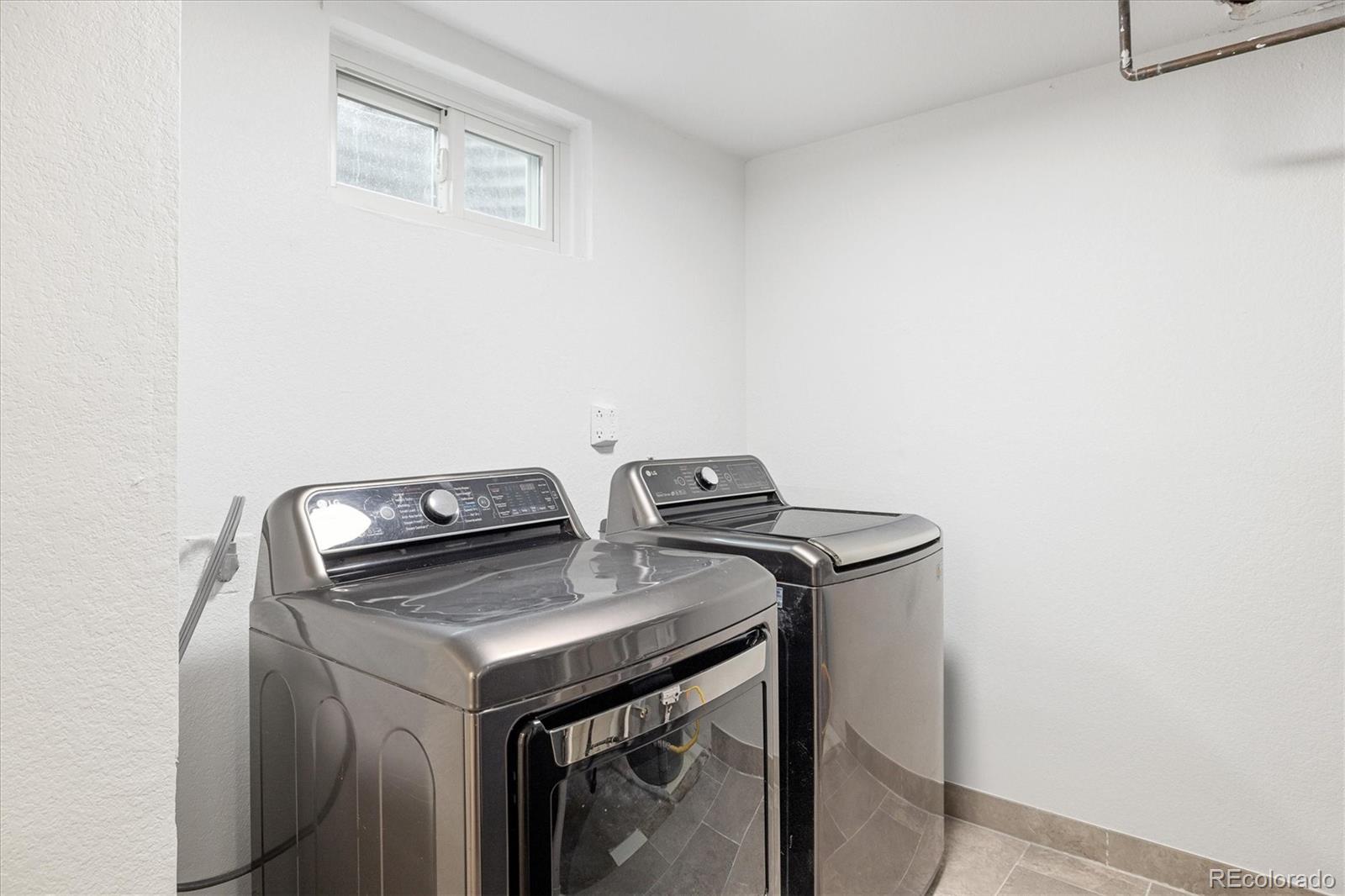 MLS Image #21 for 8612  carr loop,arvada, Colorado