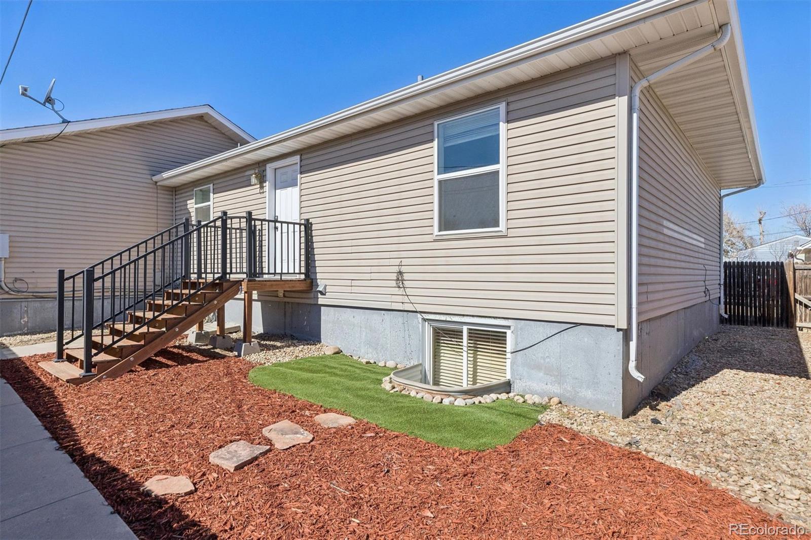 MLS Image #19 for 1060 s perry street,denver, Colorado