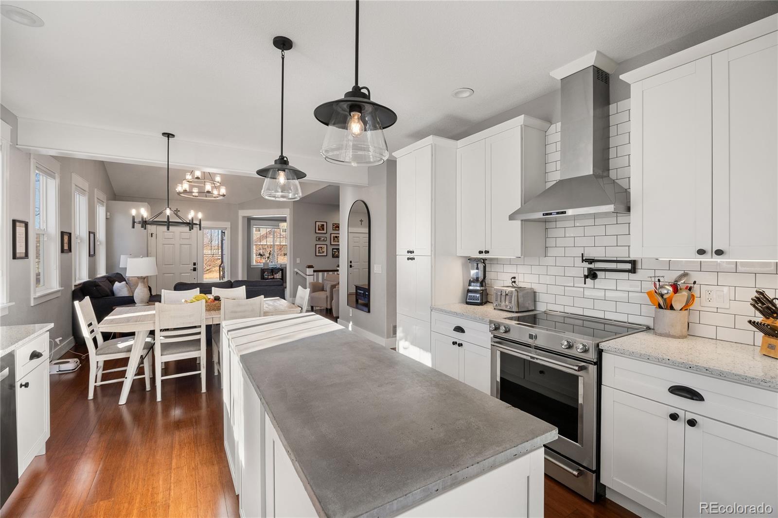 MLS Image #13 for 23431 e portland way,aurora, Colorado