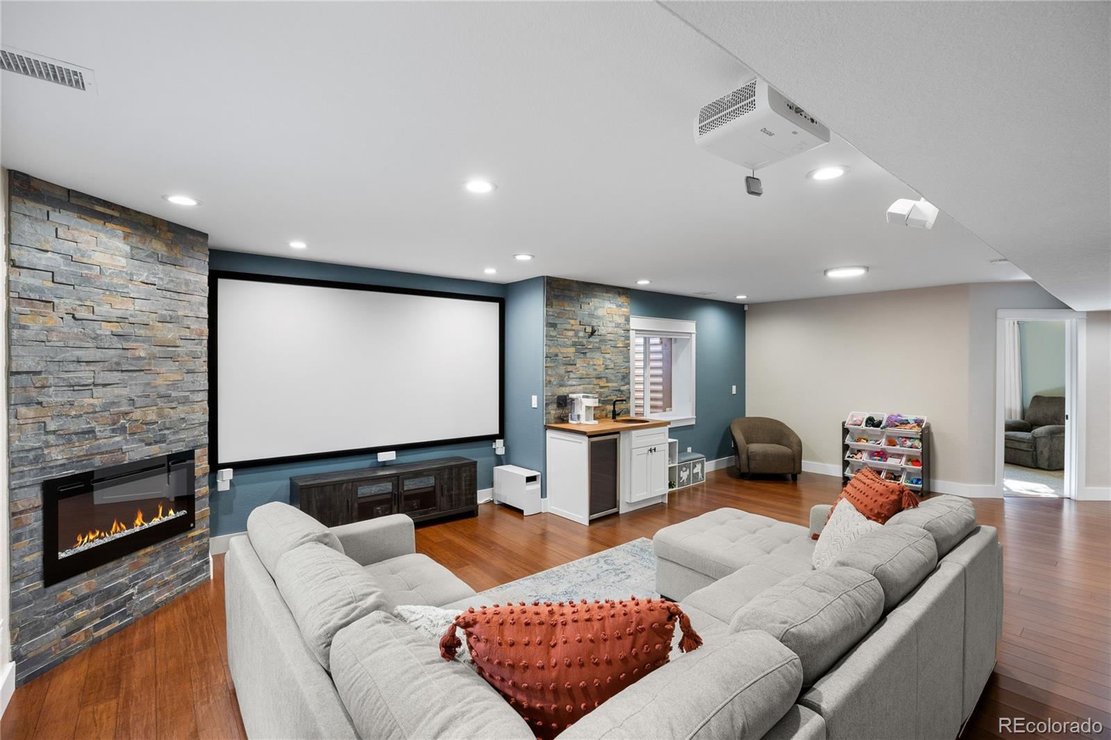 MLS Image #28 for 23431 e portland way,aurora, Colorado