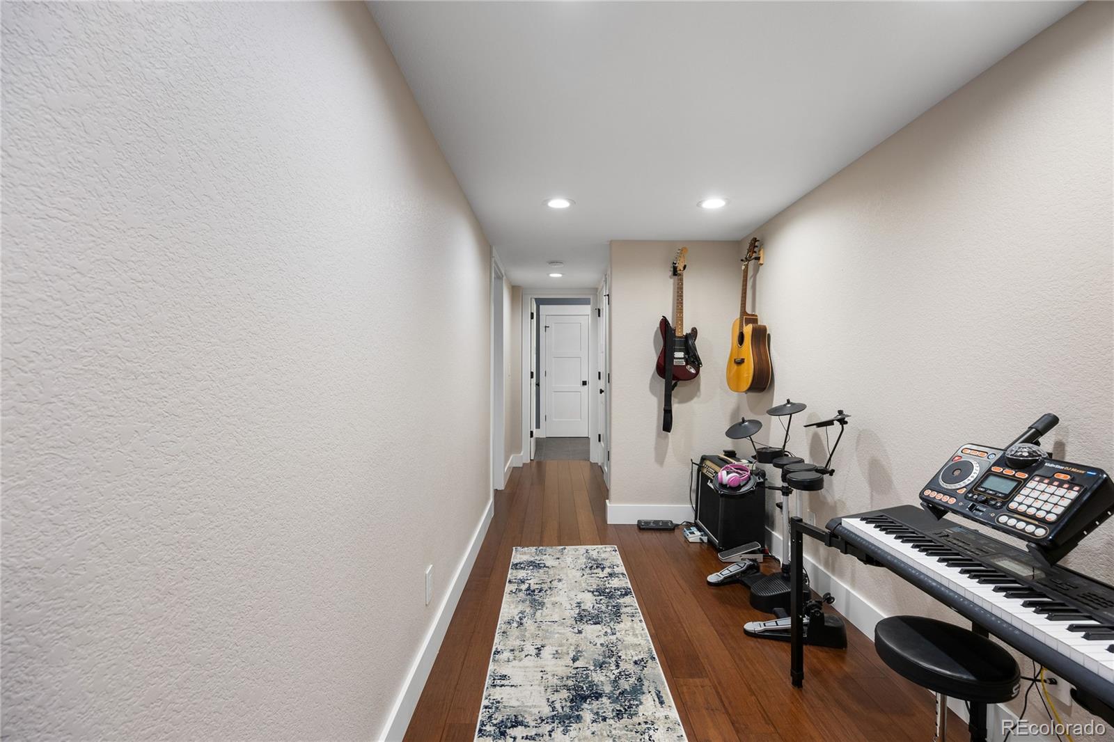 MLS Image #30 for 23431 e portland way,aurora, Colorado