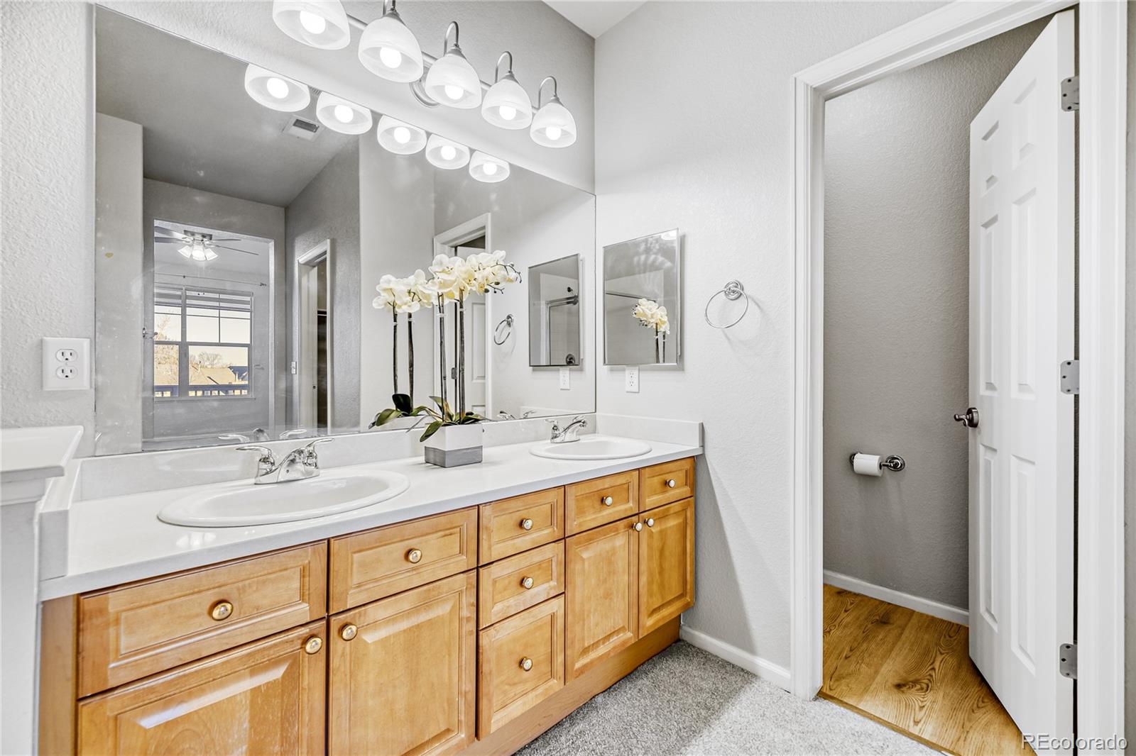 MLS Image #13 for 2250 s vaughn way,aurora, Colorado