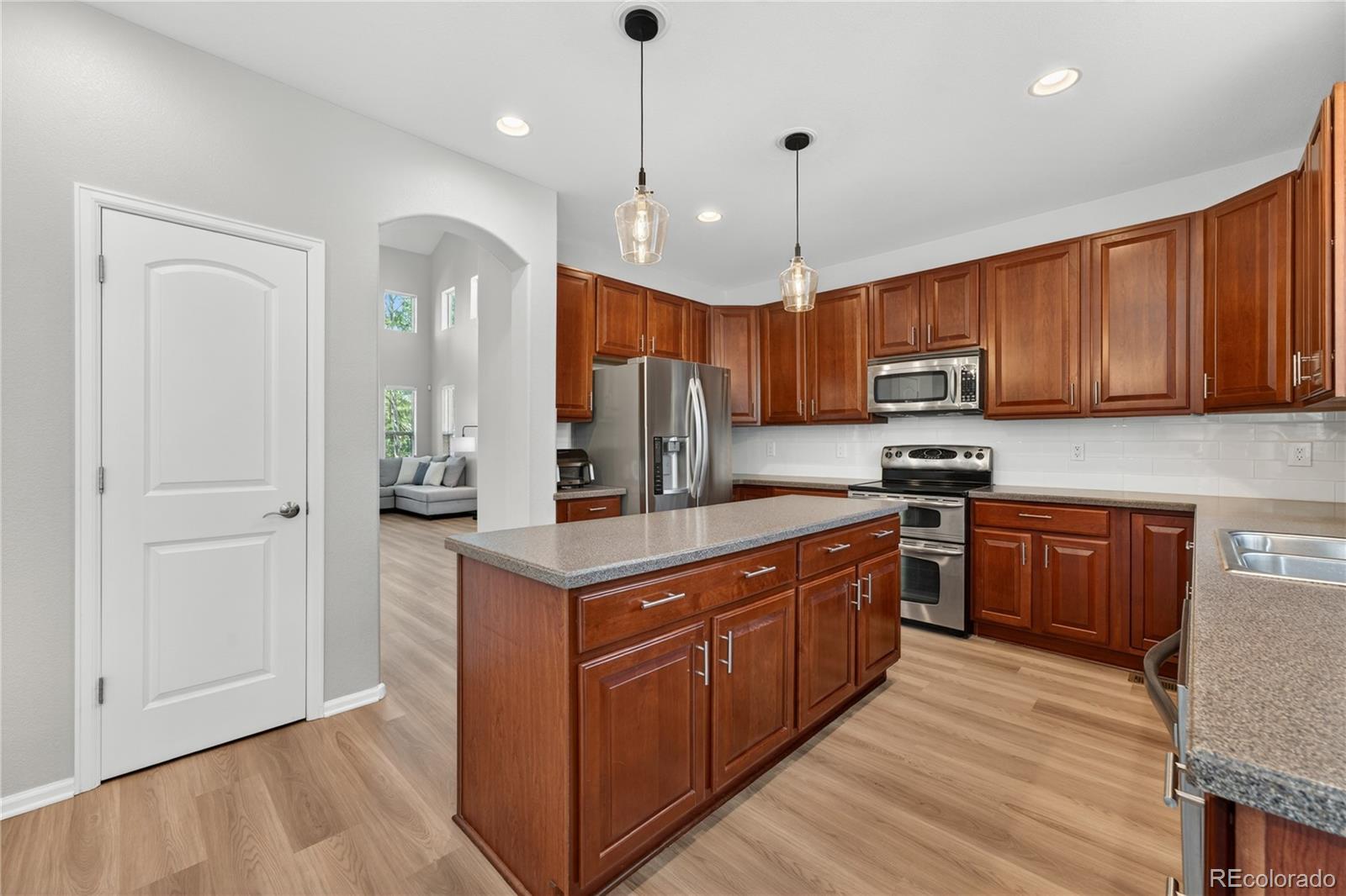 MLS Image #7 for 7218 s ukraine street,aurora, Colorado