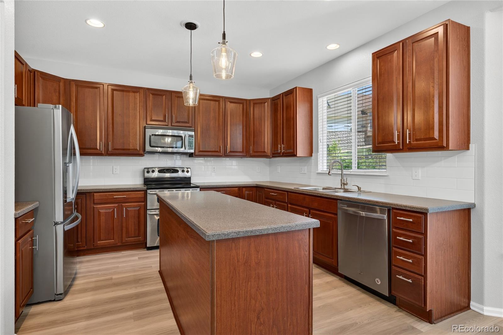 MLS Image #8 for 7218 s ukraine street,aurora, Colorado