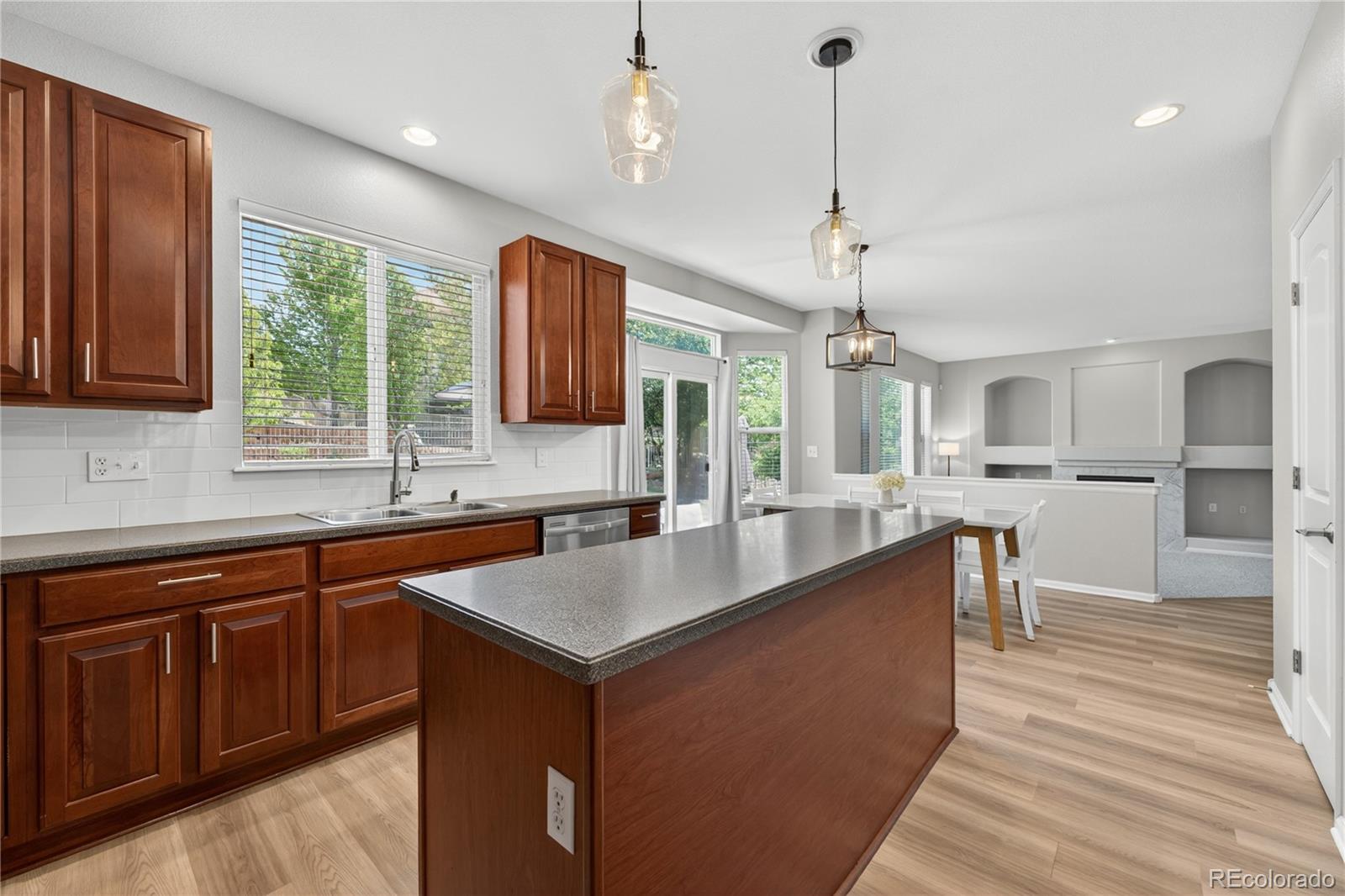 MLS Image #9 for 7218 s ukraine street,aurora, Colorado
