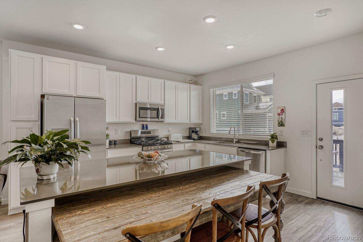 MLS Image #7 for 1432  sanitas lane,lafayette, Colorado