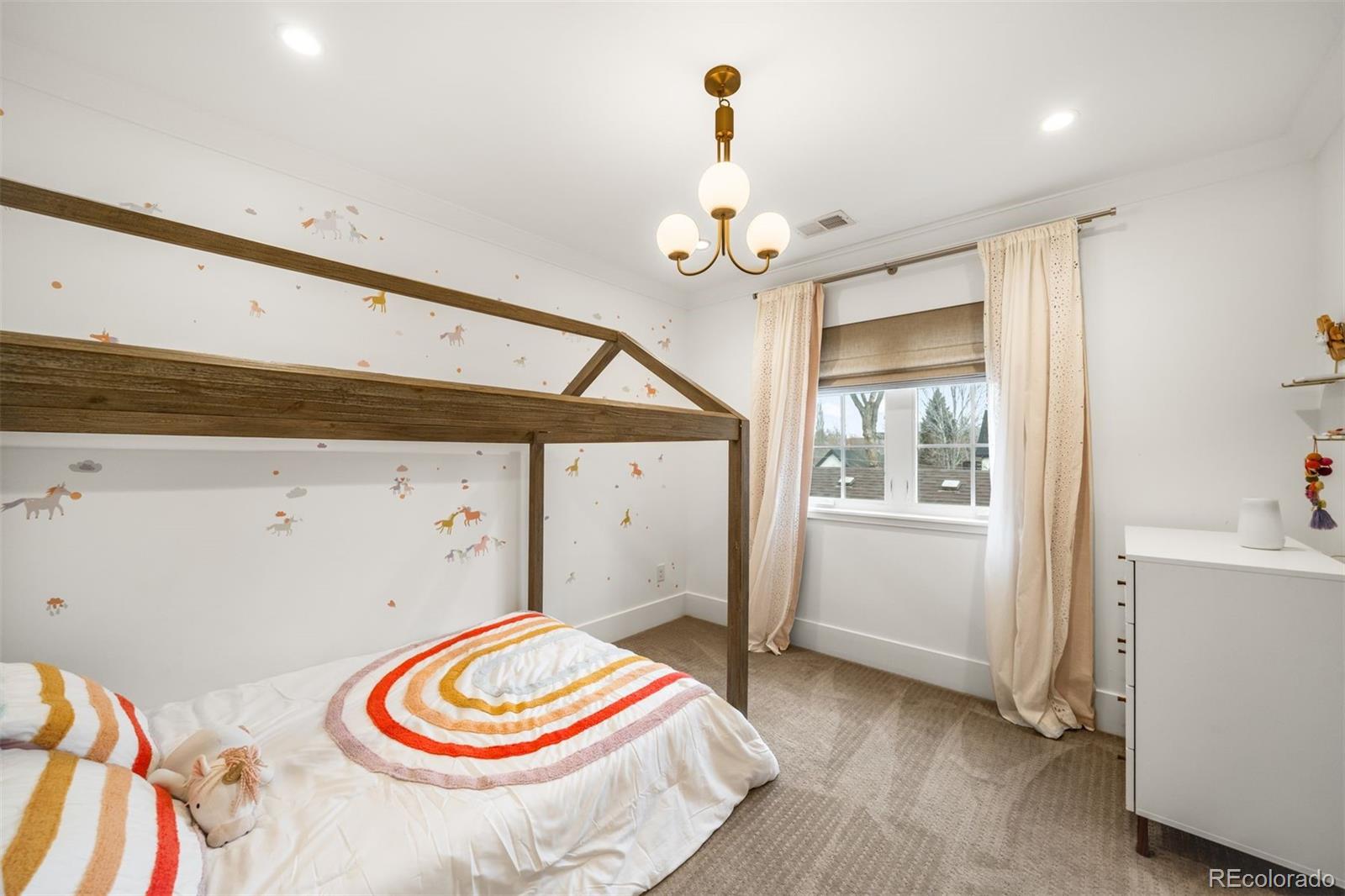 MLS Image #24 for 507 s high street,denver, Colorado