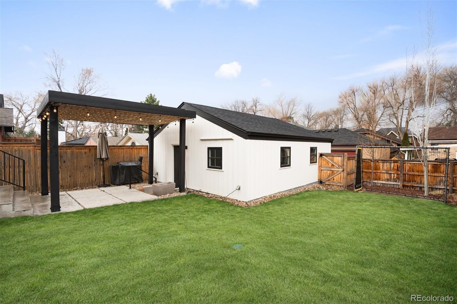 MLS Image #37 for 507 s high street,denver, Colorado