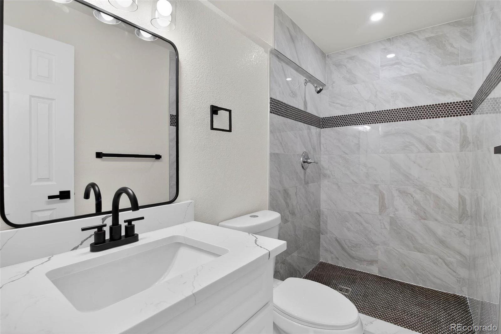 MLS Image #7 for 2111 w custer place,denver, Colorado