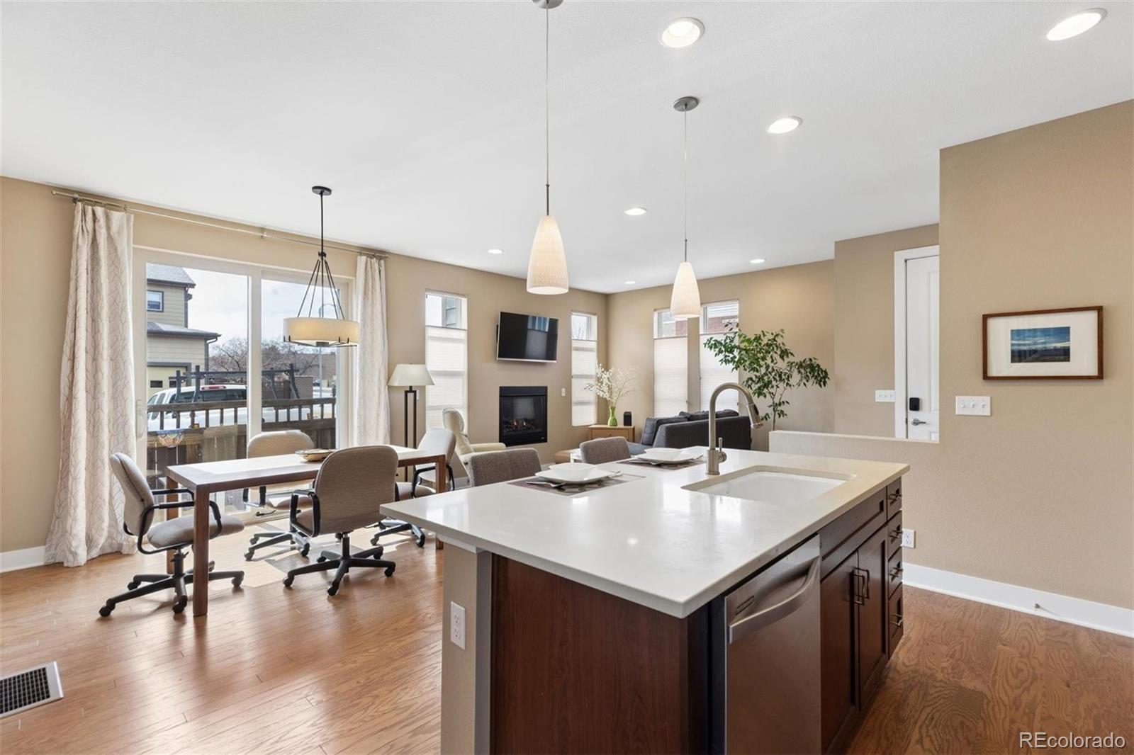 MLS Image #7 for 570 s vance street,lakewood, Colorado