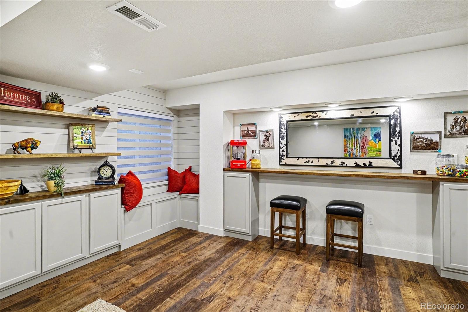 MLS Image #31 for 6535 s waco court,aurora, Colorado