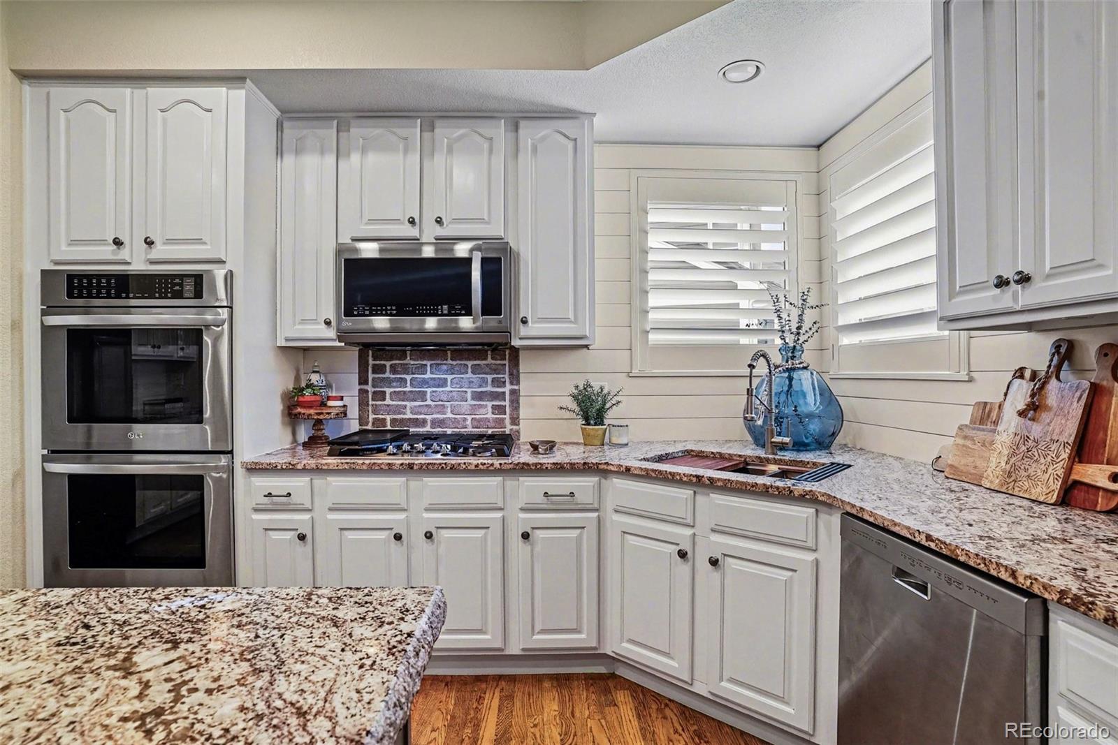 MLS Image #8 for 6535 s waco court,aurora, Colorado