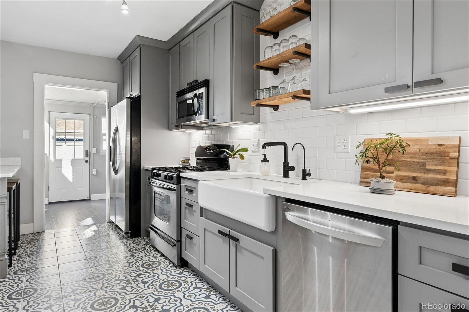 MLS Image #10 for 3223 w 22nd avenue,denver, Colorado
