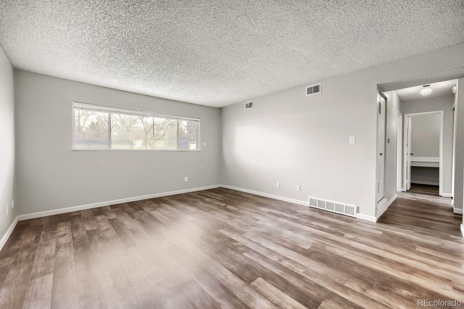 MLS Image #10 for 280 e highline circle,centennial, Colorado