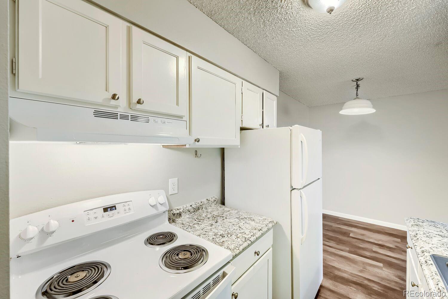 MLS Image #2 for 280 e highline circle,centennial, Colorado