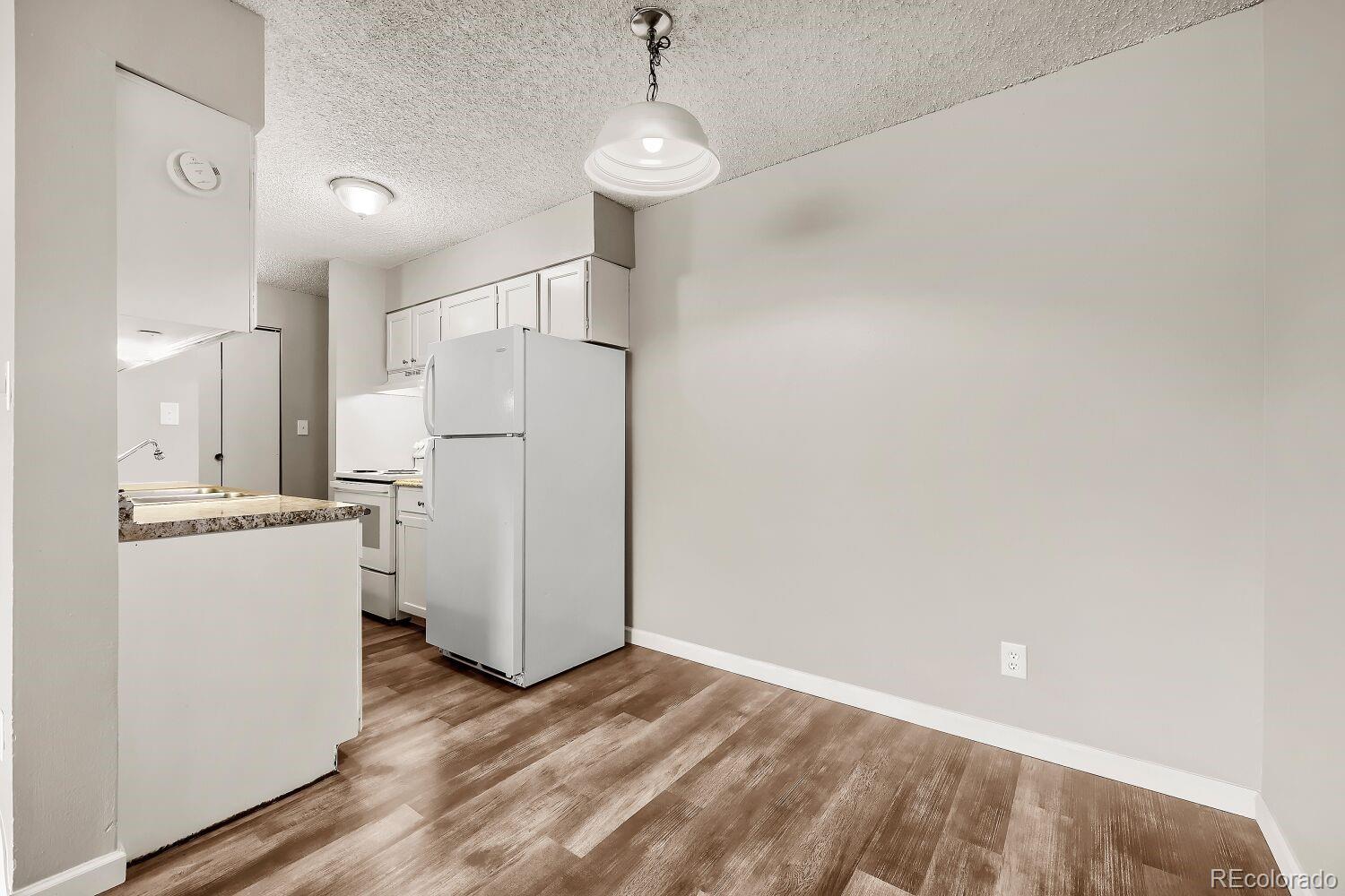 MLS Image #4 for 280 e highline circle,centennial, Colorado