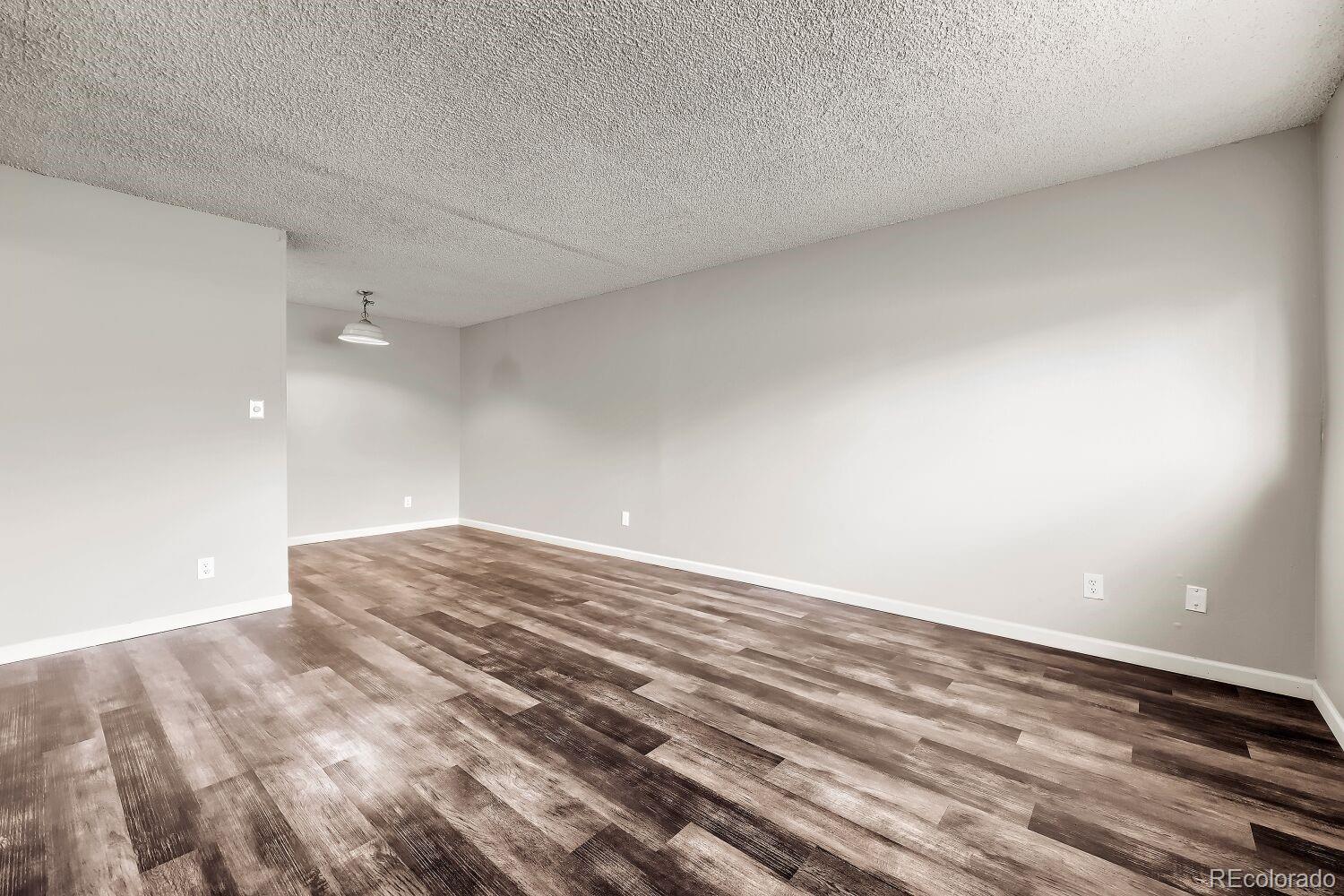 MLS Image #9 for 280 e highline circle,centennial, Colorado
