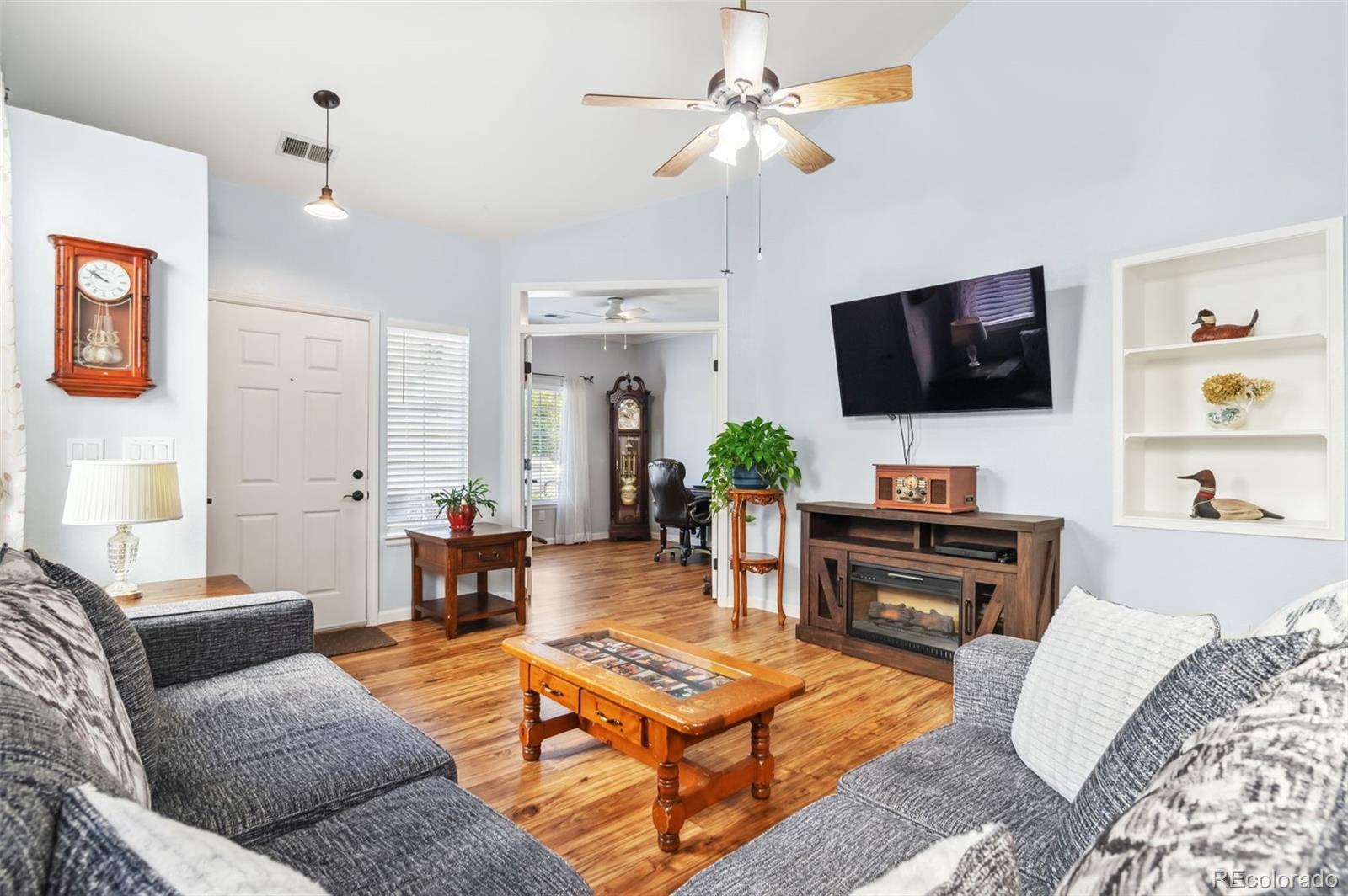 MLS Image #6 for 20468 e milan place,aurora, Colorado
