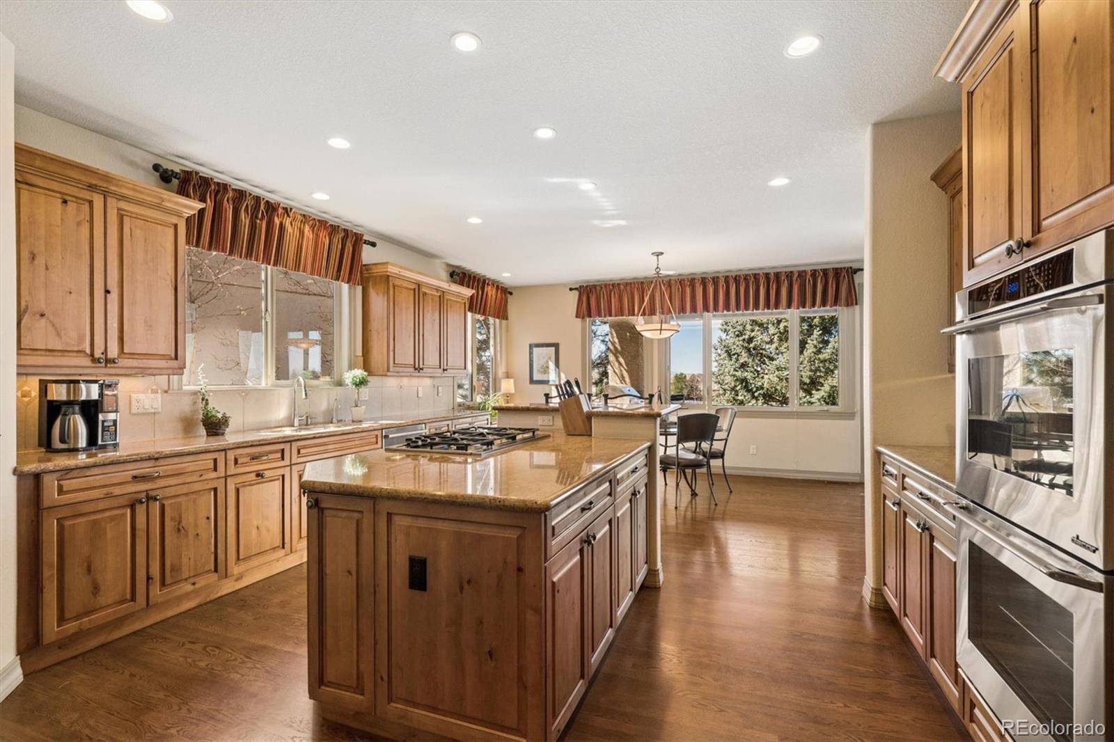 MLS Image #8 for 6893 s netherland way,aurora, Colorado