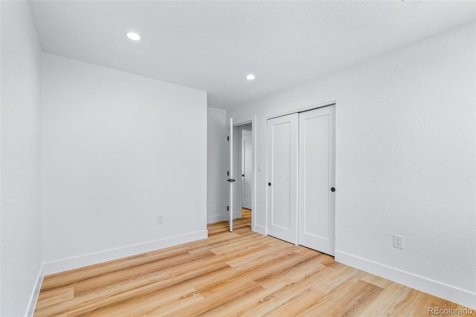 MLS Image #16 for 8243  everett way,arvada, Colorado