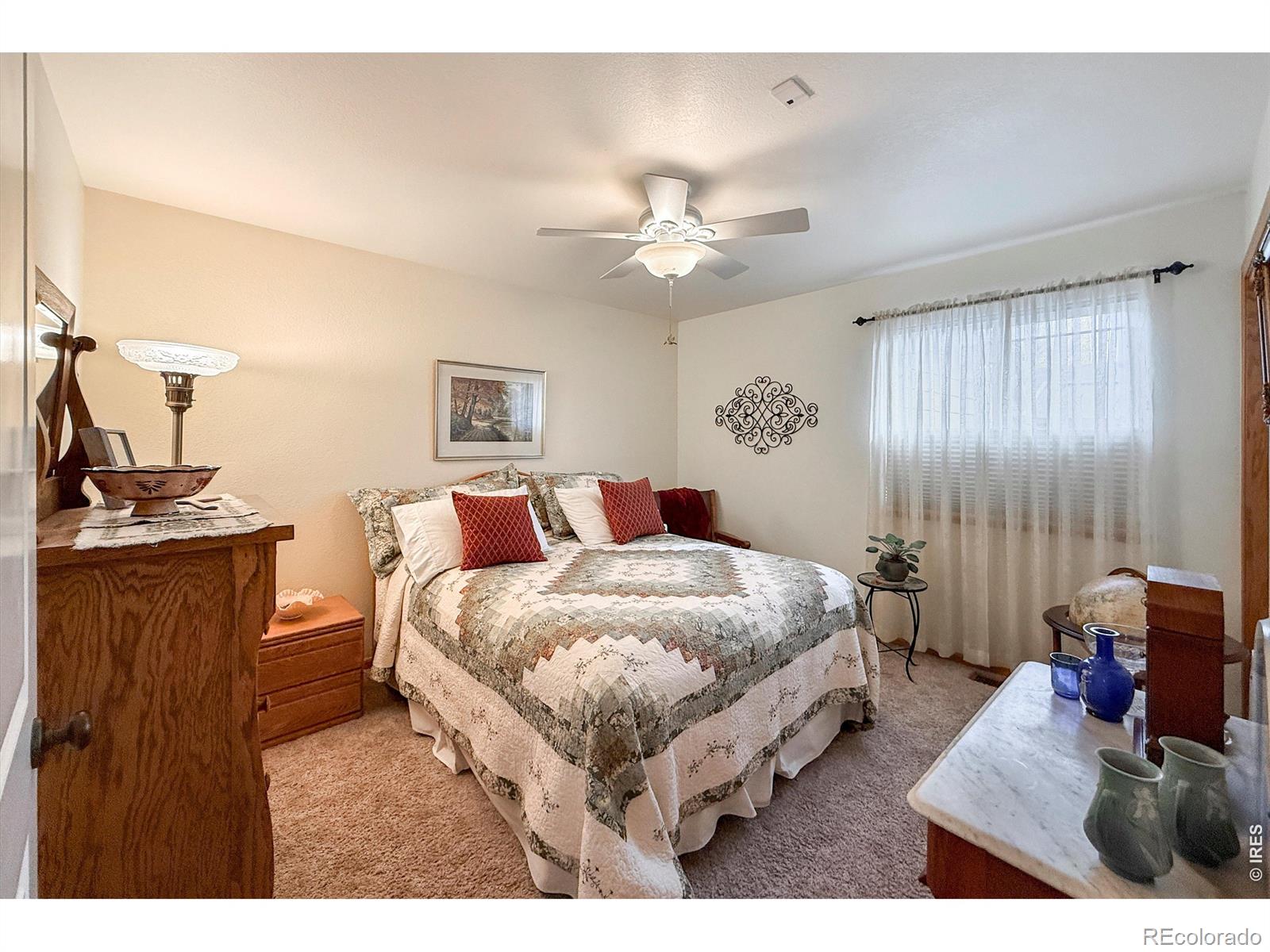 MLS Image #21 for 625  torreys peak lane,berthoud, Colorado