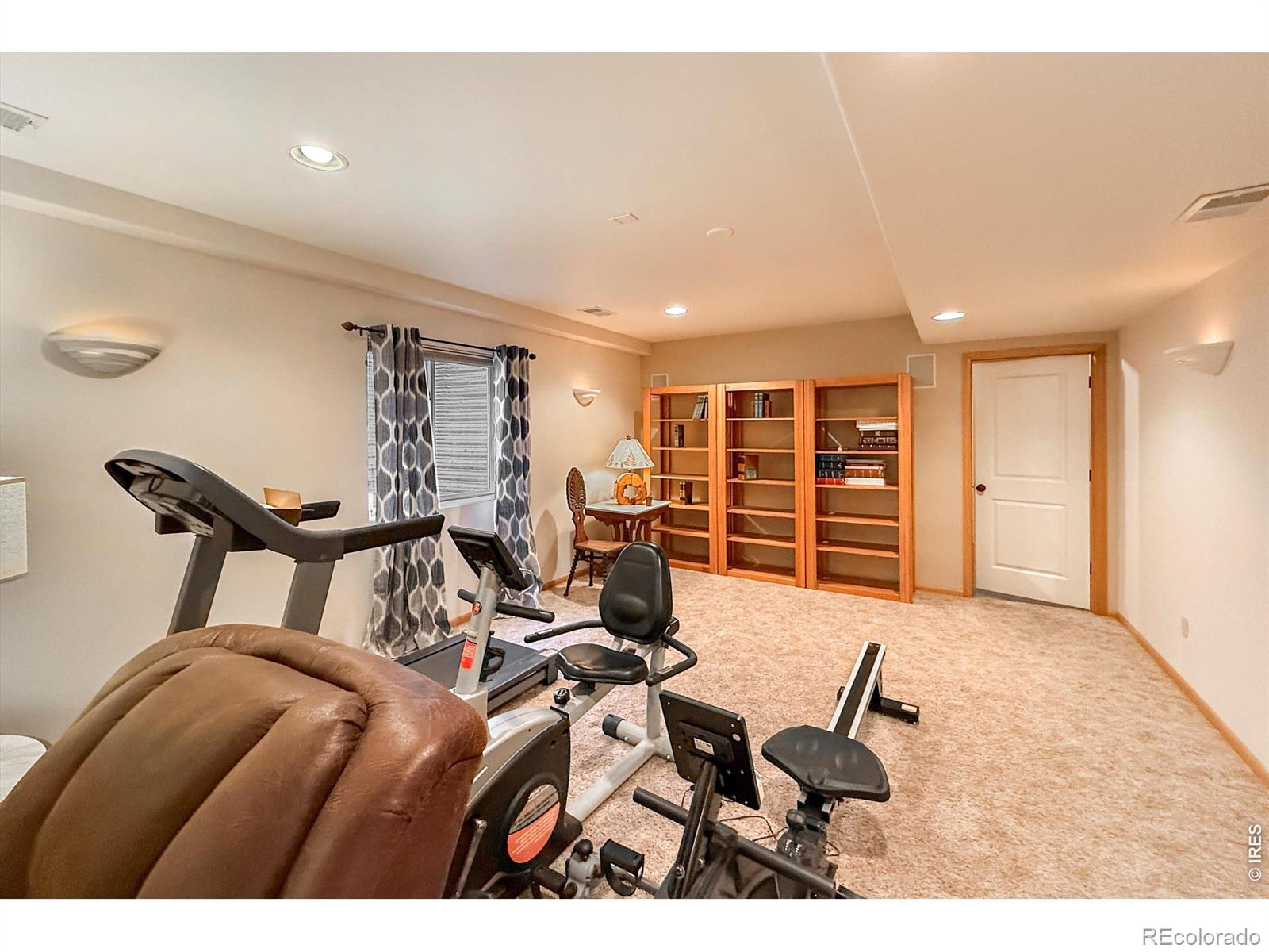 MLS Image #26 for 625  torreys peak lane,berthoud, Colorado