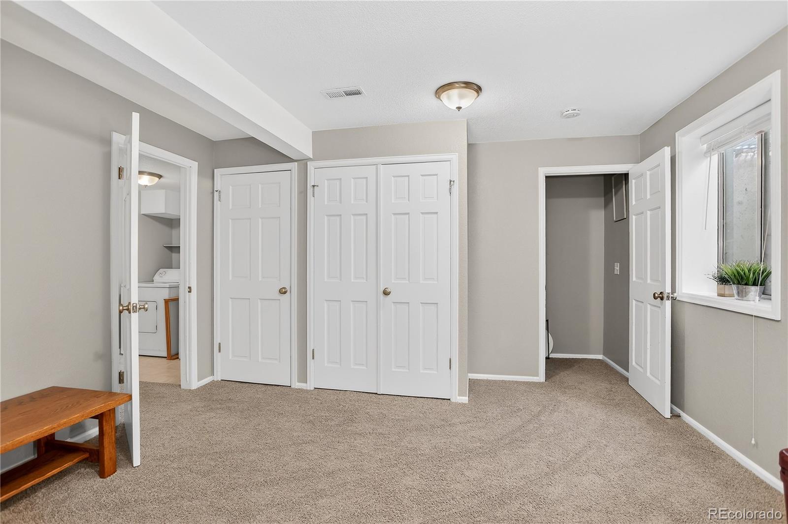 MLS Image #13 for 2302  ranch drive,denver, Colorado