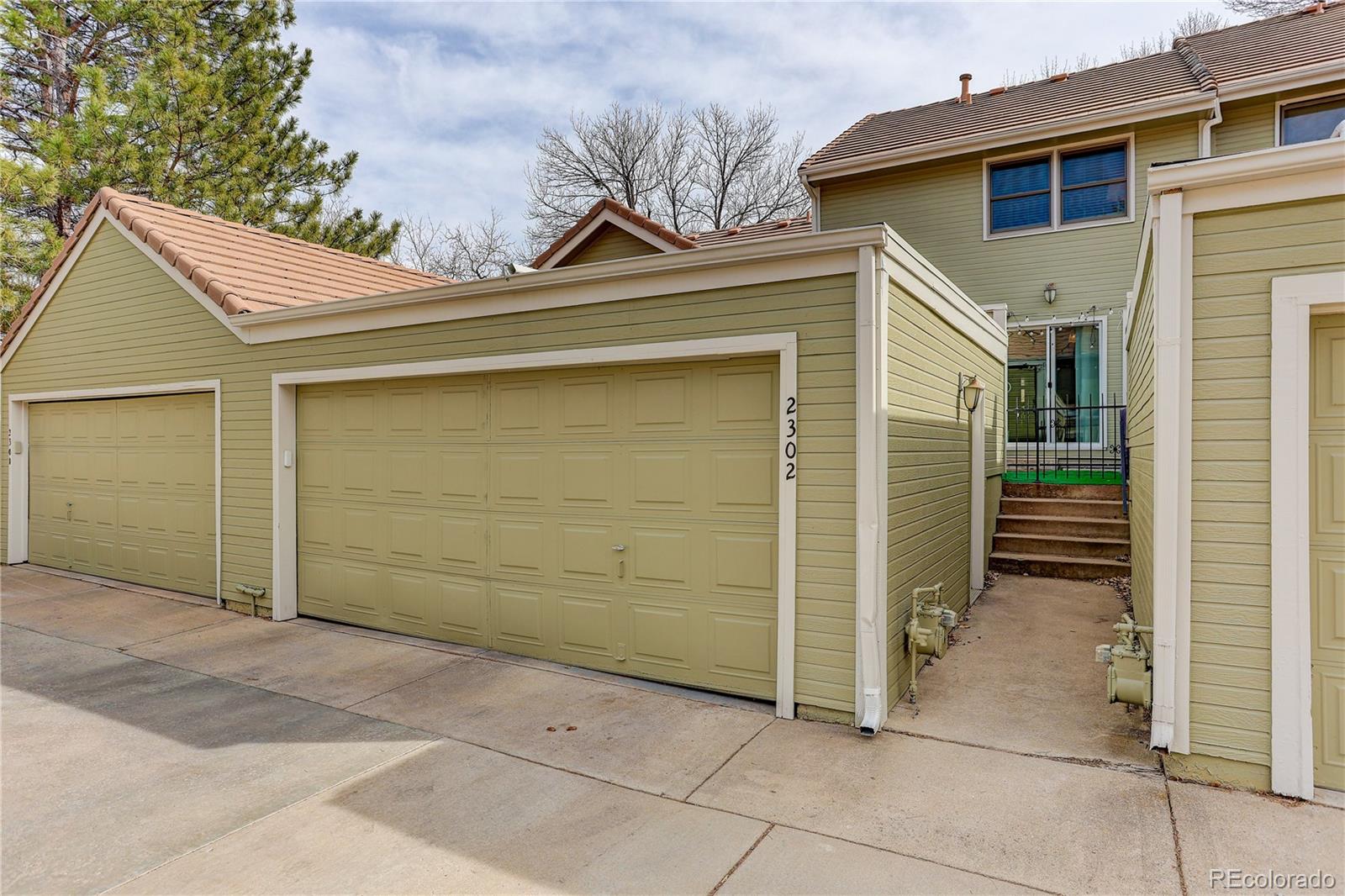 MLS Image #20 for 2302  ranch drive,denver, Colorado