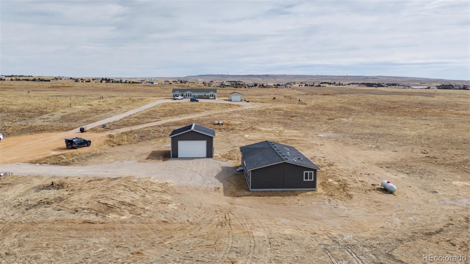 MLS Image #5 for 23055  farmhouse court,calhan, Colorado