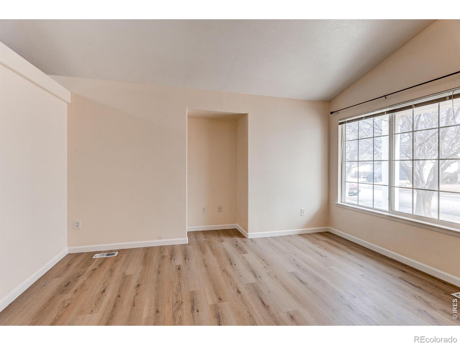 MLS Image #3 for 1901  fountain court,longmont, Colorado