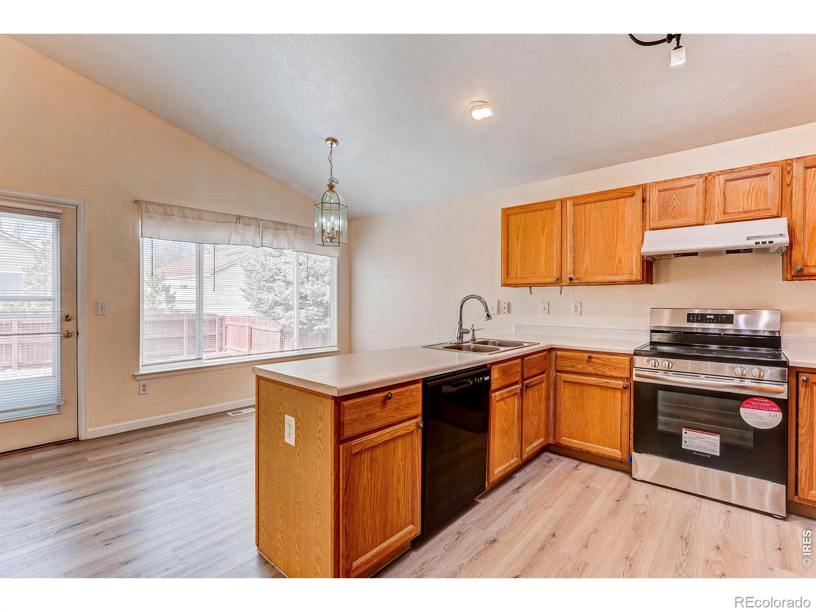 MLS Image #5 for 1901  fountain court,longmont, Colorado