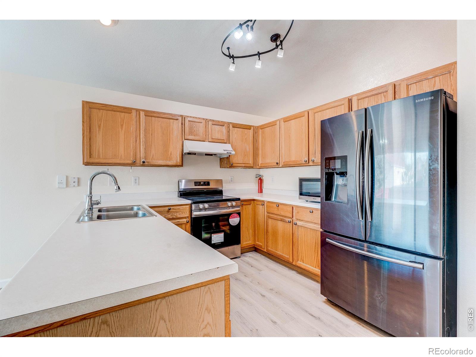 MLS Image #6 for 1901  fountain court,longmont, Colorado