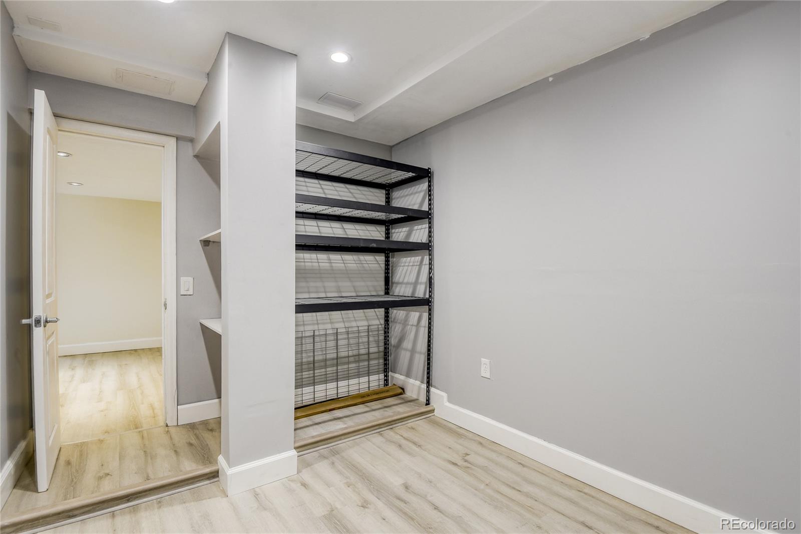 MLS Image #20 for 1994 s cherry street,denver, Colorado