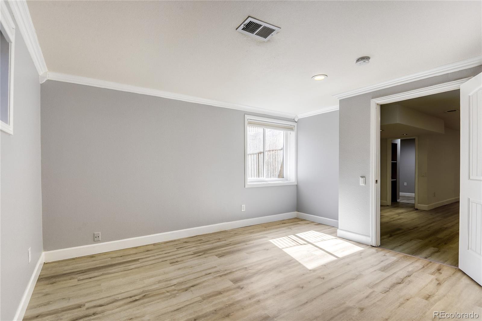 MLS Image #21 for 1994 s cherry street,denver, Colorado