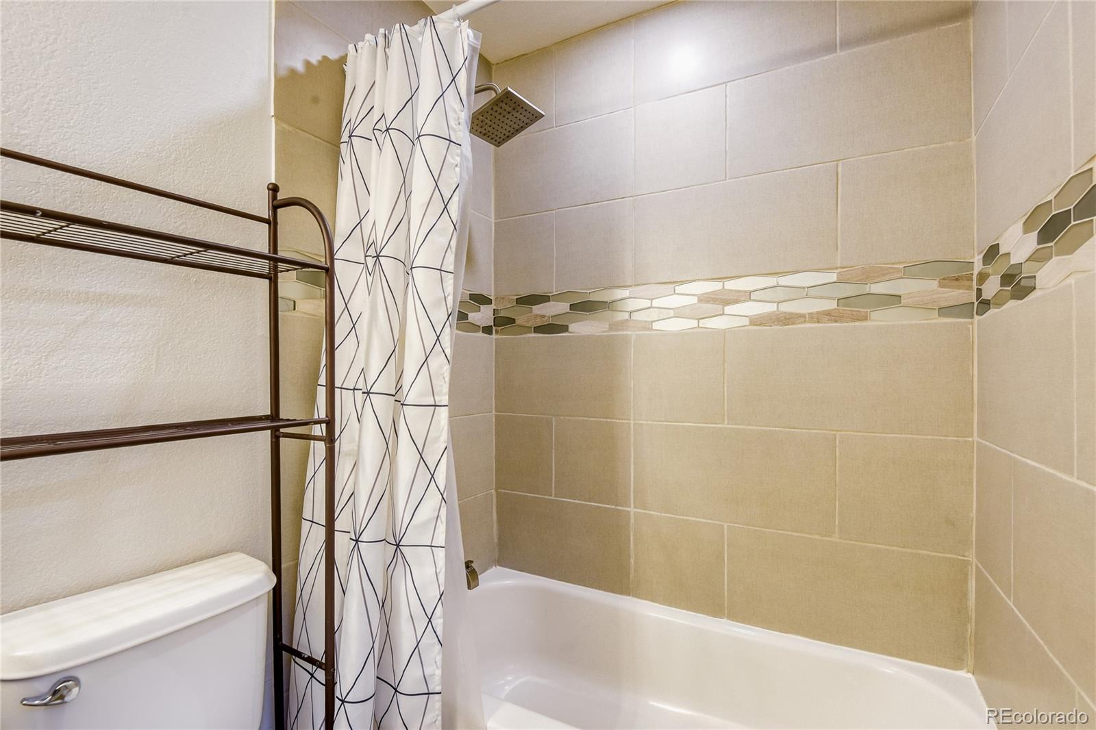 MLS Image #28 for 1994 s cherry street,denver, Colorado