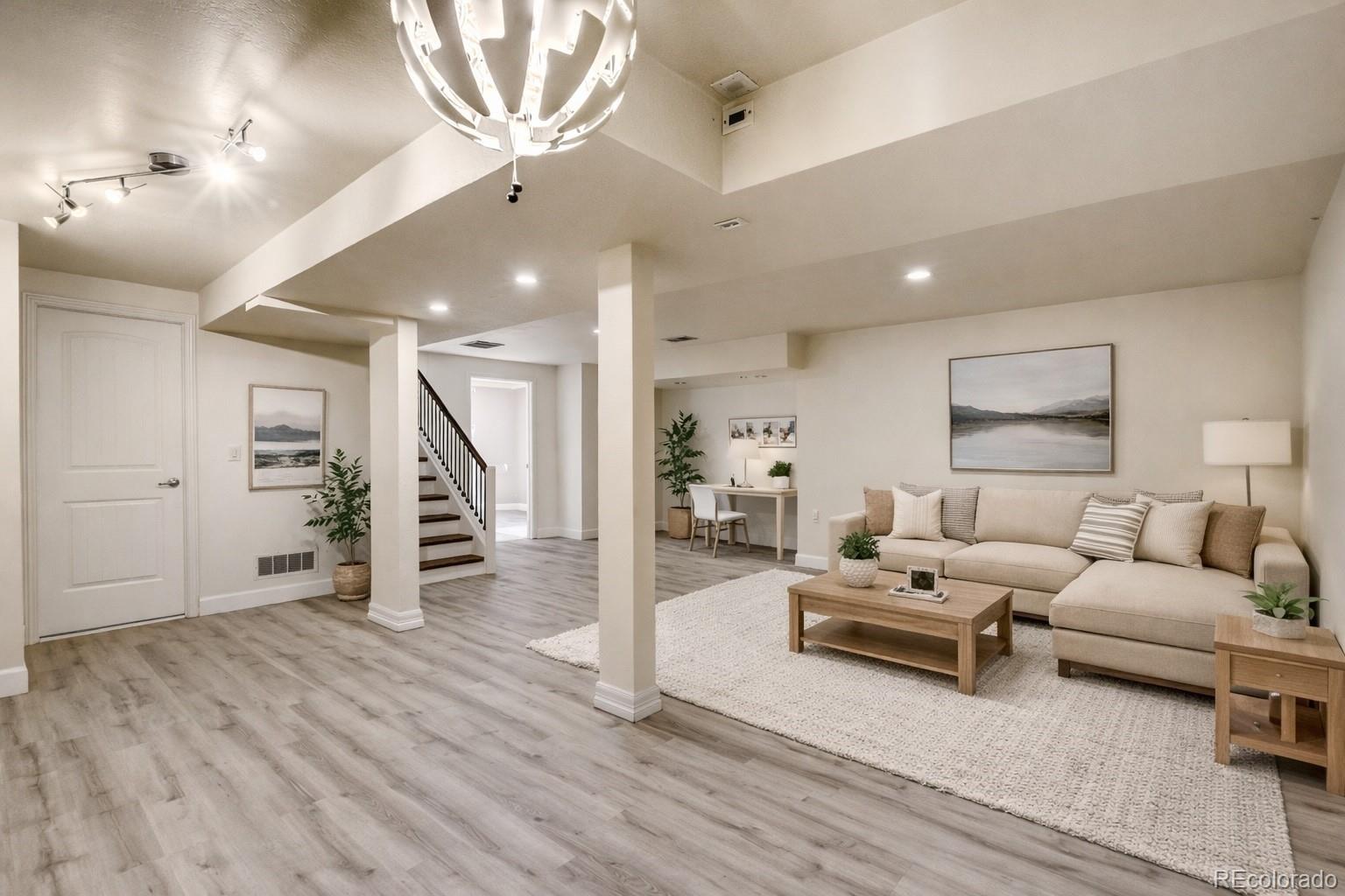 MLS Image #29 for 1994 s cherry street,denver, Colorado