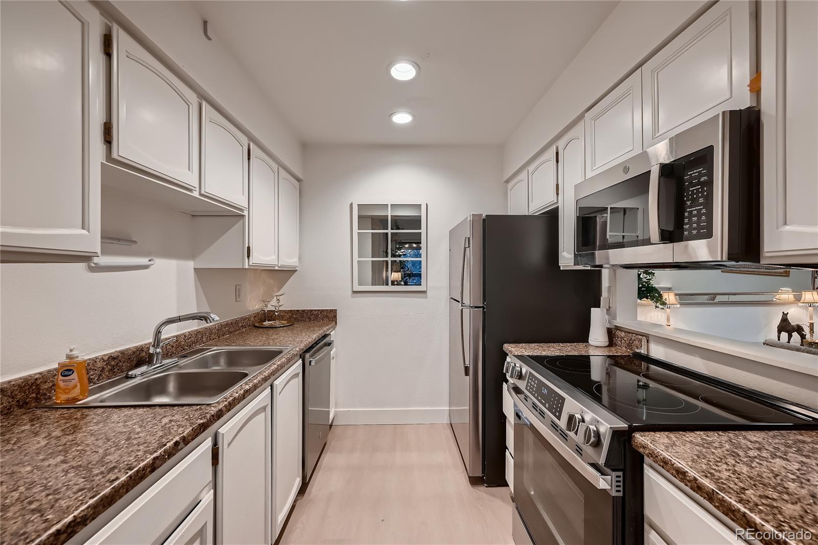 MLS Image #4 for 14495 e 1st drive c2,aurora, Colorado