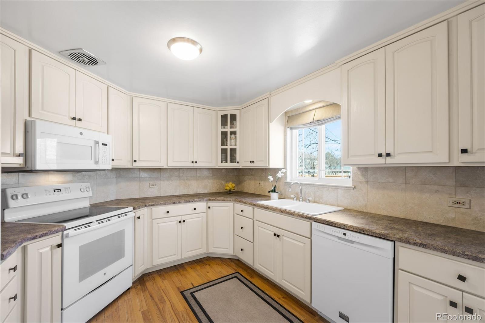 MLS Image #13 for 1030  krameria street,denver, Colorado