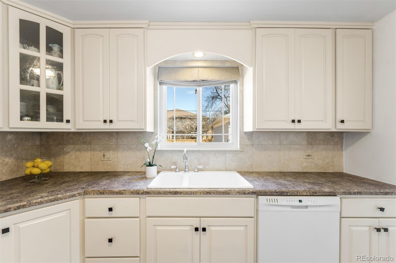 MLS Image #14 for 1030  krameria street,denver, Colorado