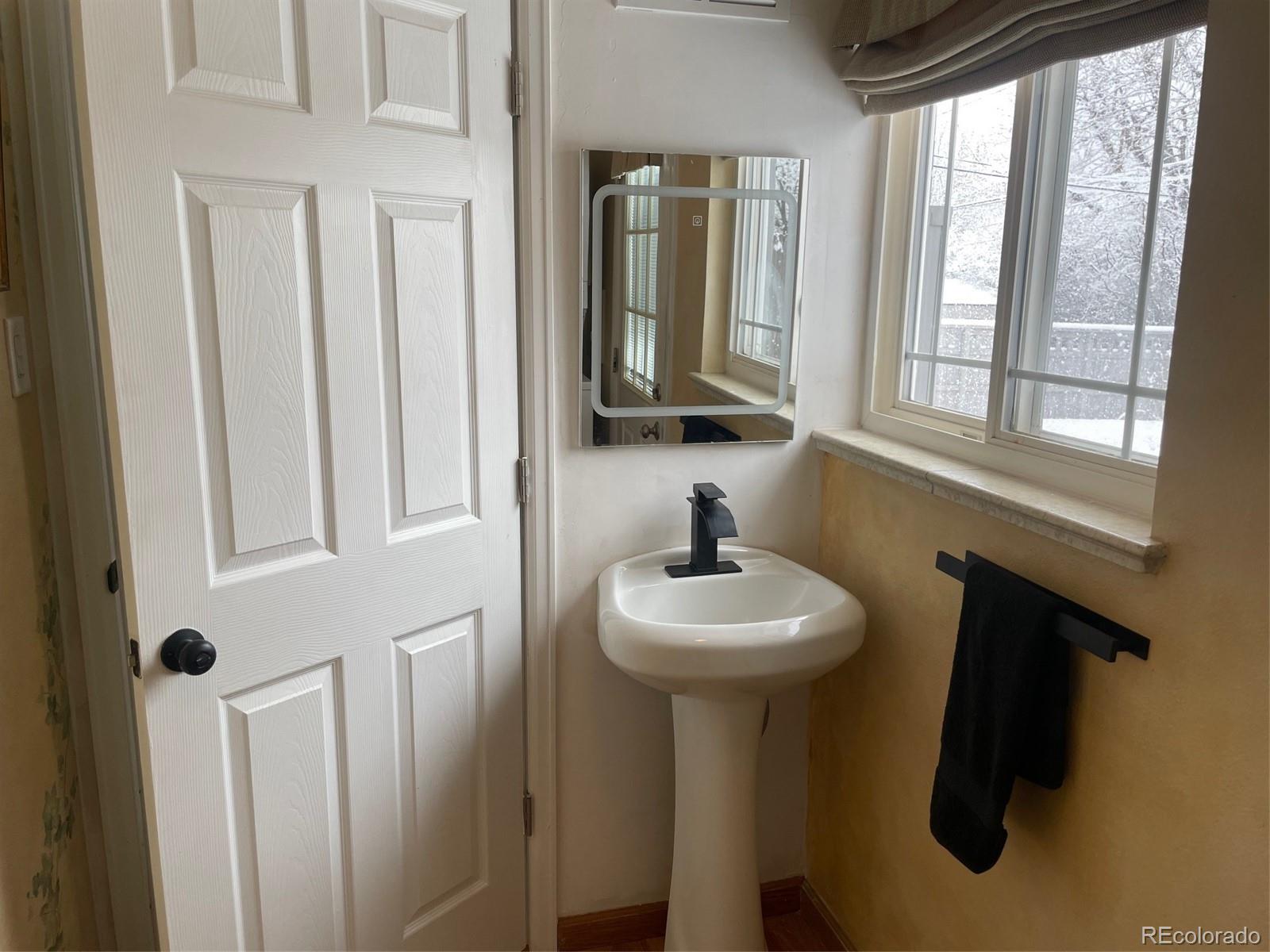 MLS Image #18 for 1030  krameria street,denver, Colorado